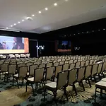 Hollywood 4*