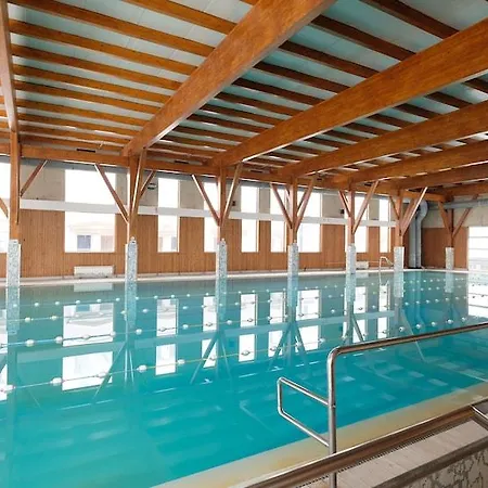 Hollywood Hotel 4*